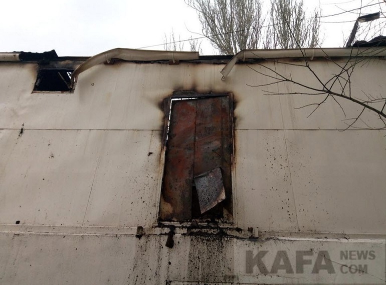 В Крыму горела "семейная аптека" [фото]