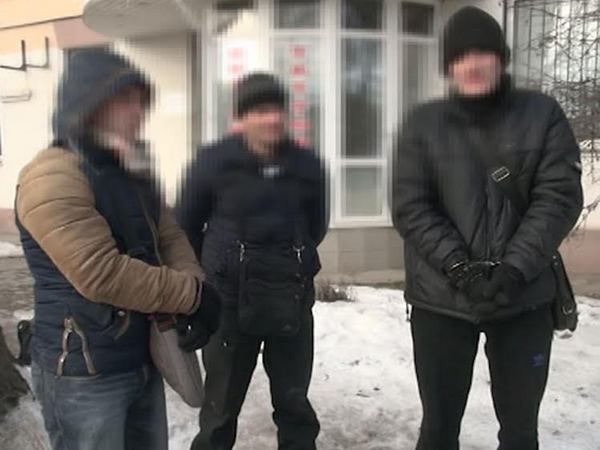В Запорожье задержали группу выходцев с Кавказа, промышлявшую квартирными кражами(фото)