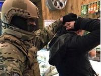 На встречу с «должниками» днепровский полицейский прихватил травматический пистолет(фото)