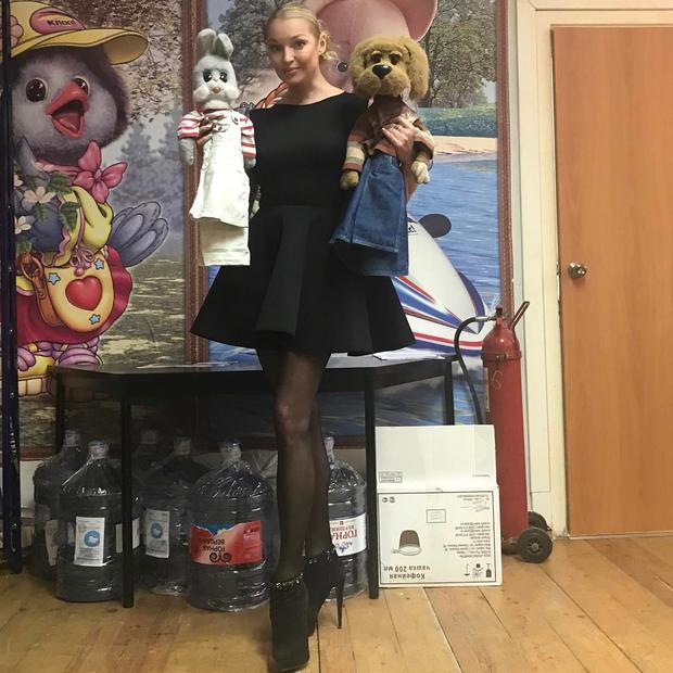 Анастасия Волочкова покажет свой шпагат российским детям