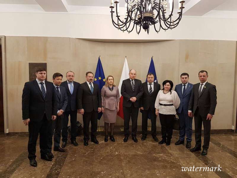 Делегація народних депутатів - членів групи з міжпарламентських зв'язків з Республікою Польща відвідала з офіційним візитом Варшаву