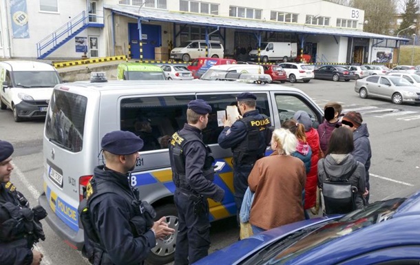 Из Чехии депортируют десятки украинских нелегалов
