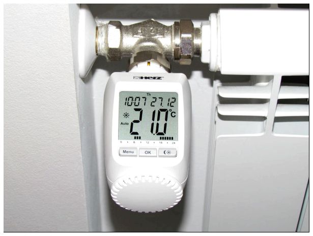 Термоголовка способна поддерживать заданную температуру воздуха в помещении.