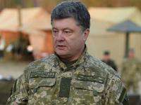 Петр Порошенко: "С 1 апреля возрастят доплаты военным, предназначающимся в полосе АТО"