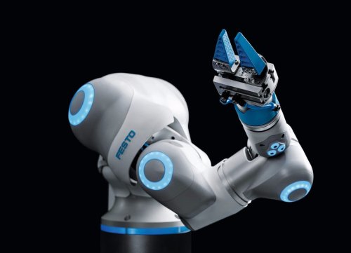 Робот BionicCobot