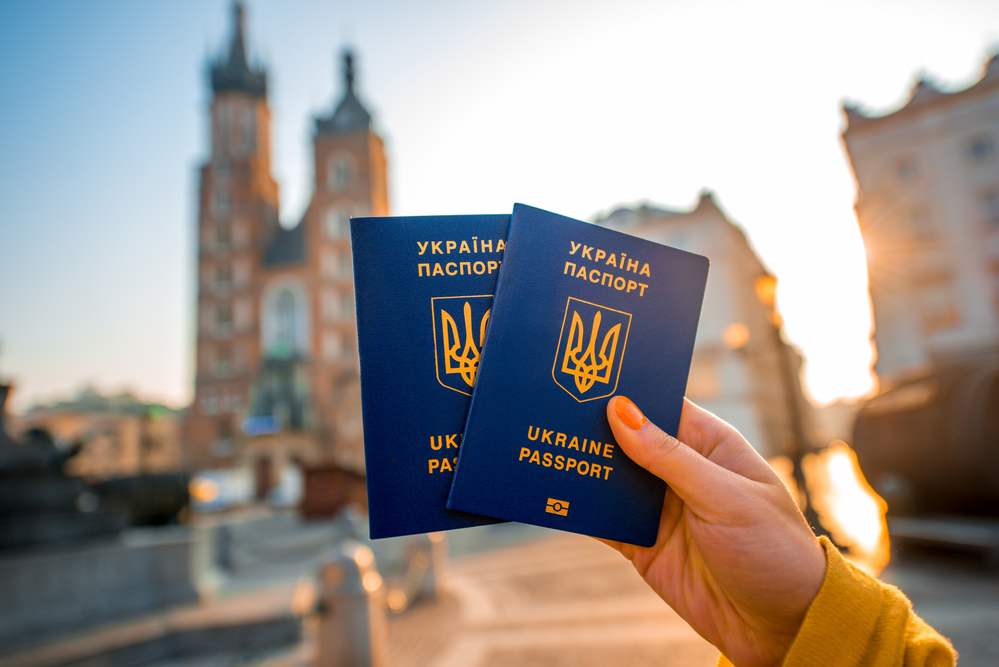 Европарламент проголосовал «За» безвиз для Украины