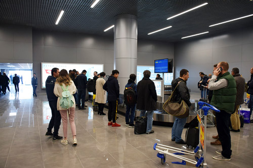 Внутренние рейсы, прилетевшие в Одессу, перебросили в новейший терминал