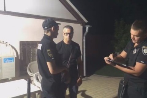 Полиция отворила девало из-за нападения на кандидата в депутаты в Николаеве