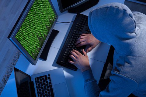 Хакеры открыли затаенные проекты ФСБ для слежки в интернете