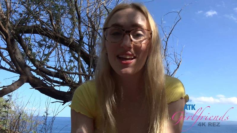 Victoria Gracen - Virtual Vacation Hawaii 3/12 (Blowjob) [SD]