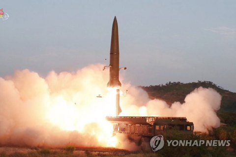 Нордовая Корея выполнила другой за неделю запуск баллистических ракет