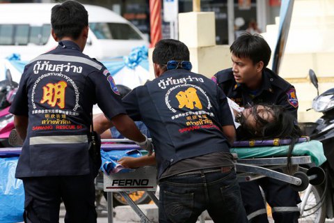 В Бангкоке приключилась серия взрывов, ранены четыре человека