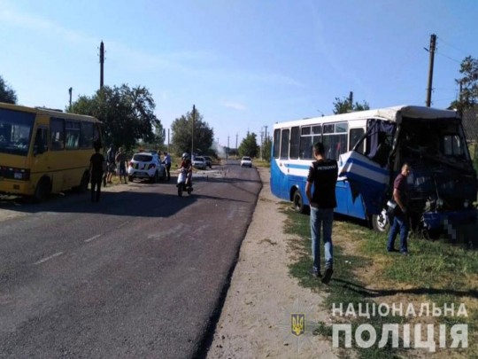 Масштабное ДТП с маршрутками под Одессой: 19 пострадавших(освежено)