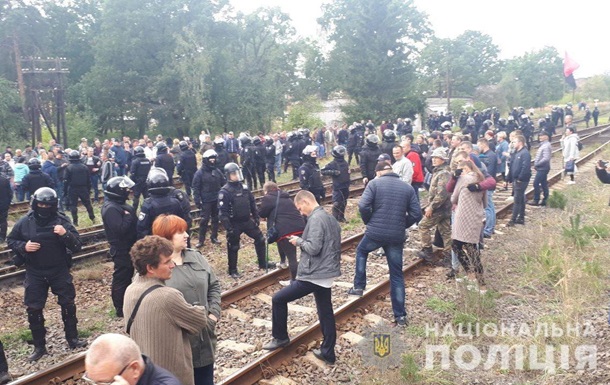 Полиция разогнала блокаду железной дороги на Львовщине