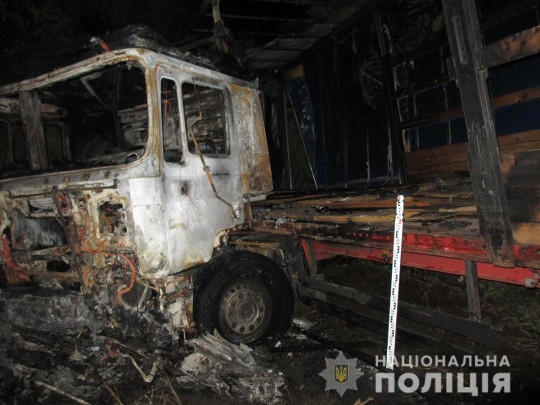 В адовом ДТП с грузовиком под Запорожьем погиб детище: фото с места происшествия
