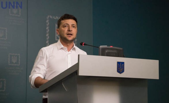 Зеленский перед Деньком заступника Украины обратился к силовикам и соучастникам акций